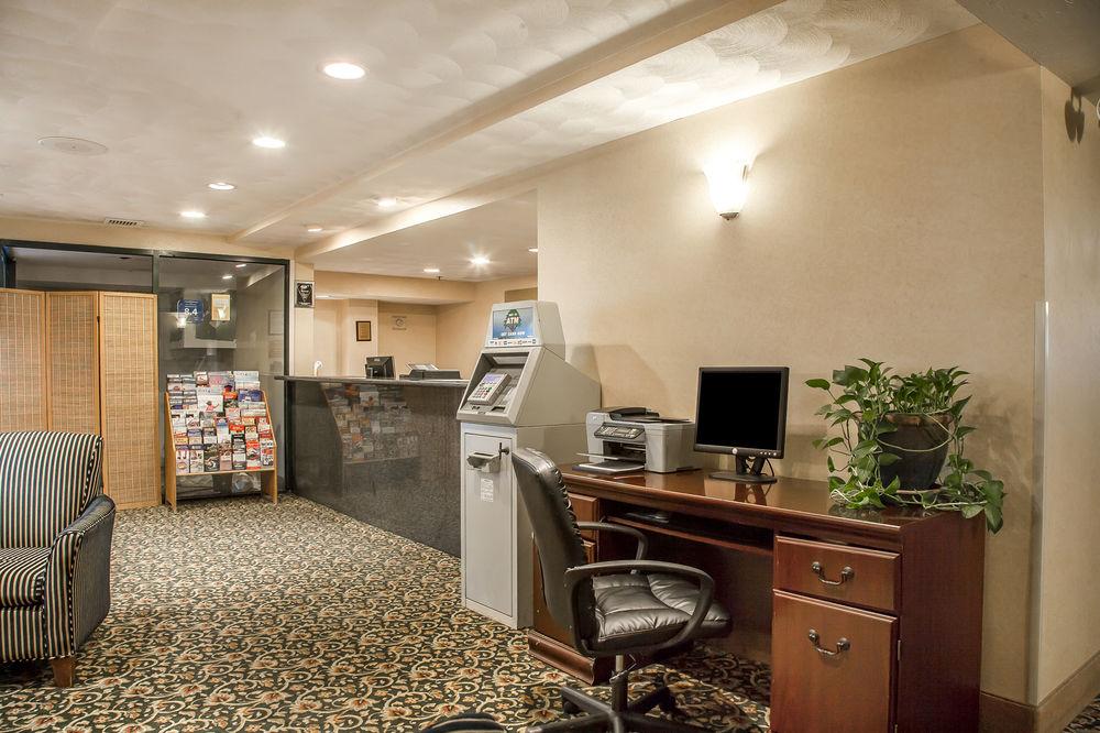 Comfort Inn At Newport Beach Middletown Exteriör bild