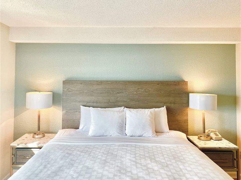 Comfort Inn At Newport Beach Middletown Exteriör bild