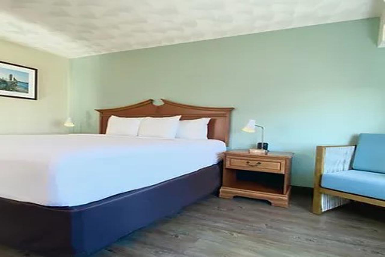 Comfort Inn At Newport Beach Middletown Exteriör bild