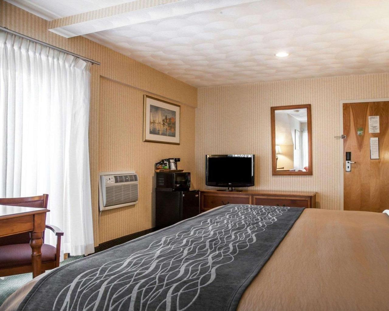 Comfort Inn At Newport Beach Middletown Exteriör bild