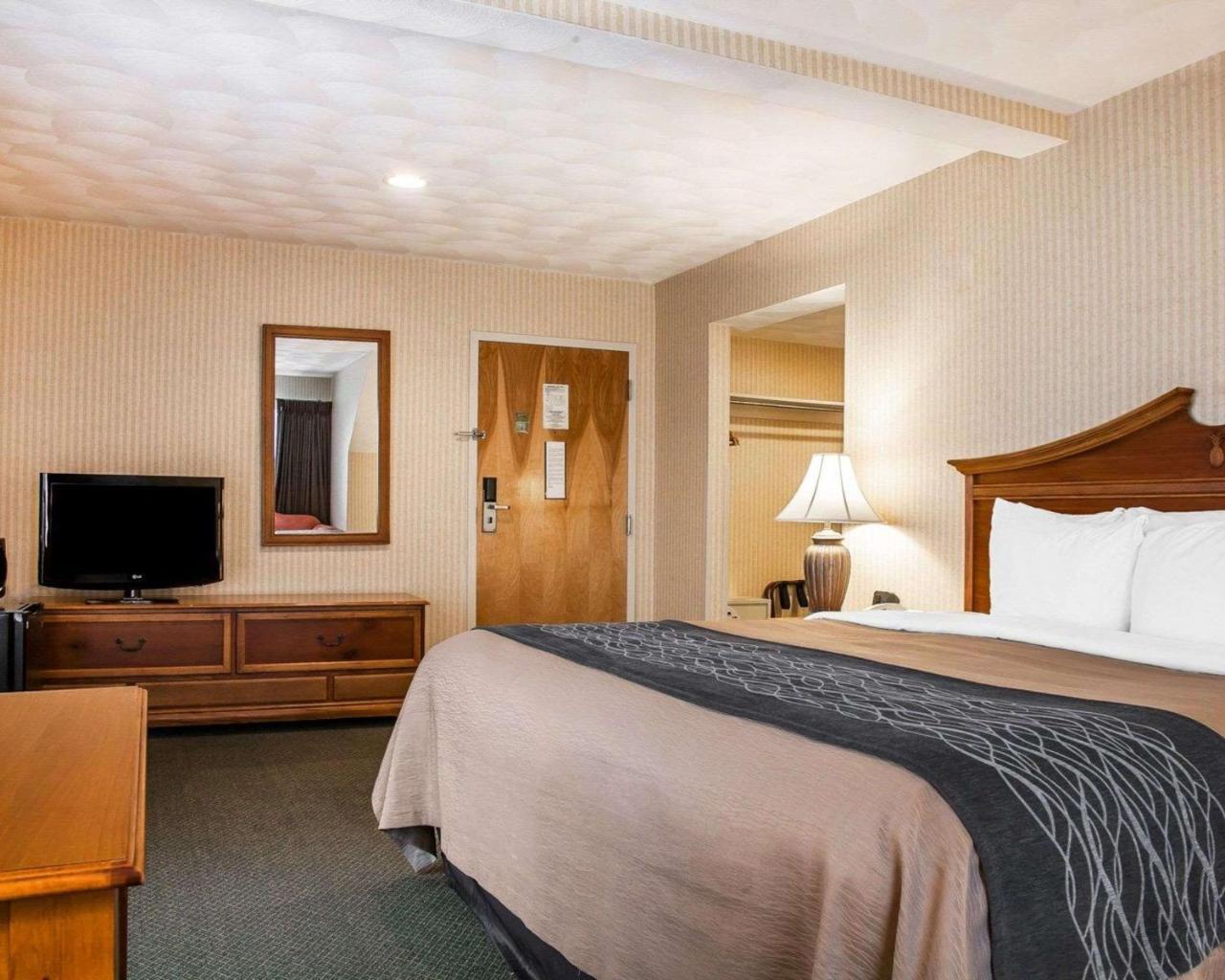 Comfort Inn At Newport Beach Middletown Exteriör bild