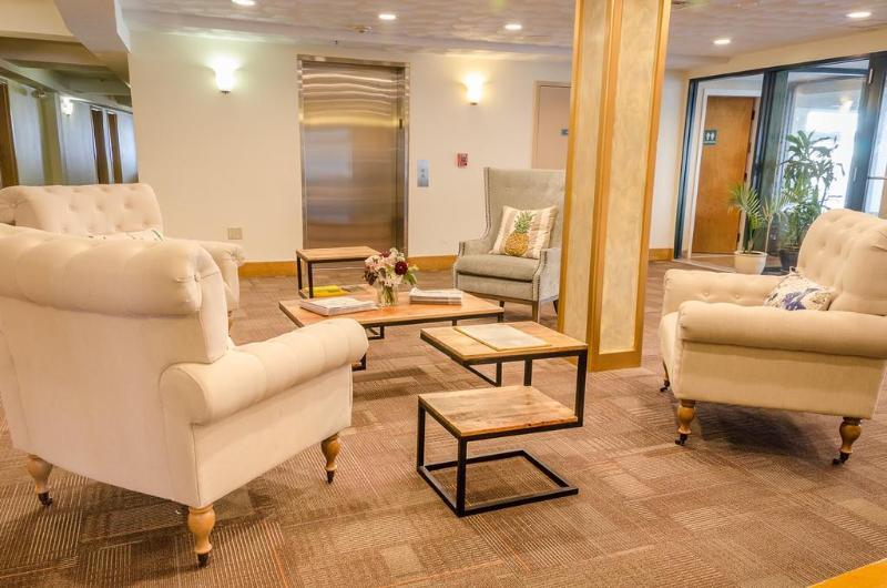 Comfort Inn At Newport Beach Middletown Exteriör bild