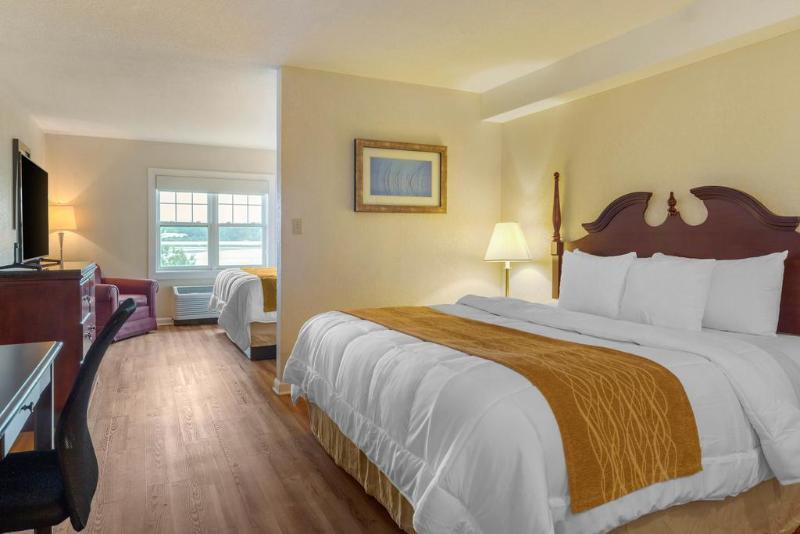 Comfort Inn At Newport Beach Middletown Exteriör bild